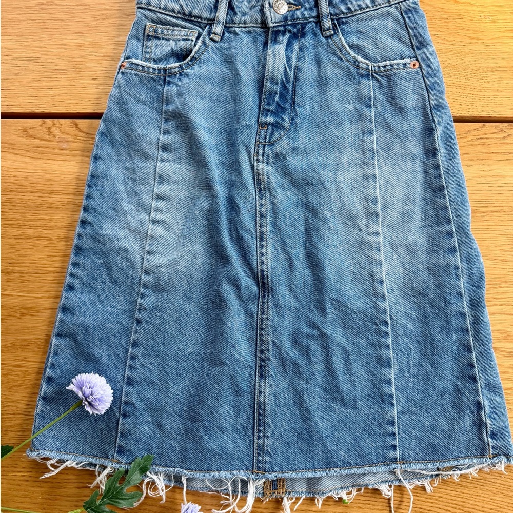 Zara Girl's Light Blue Jean, Denim A-Lines Midi Skirt!